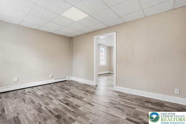 725 Wilkes Barre Street, Easton, PA 18042