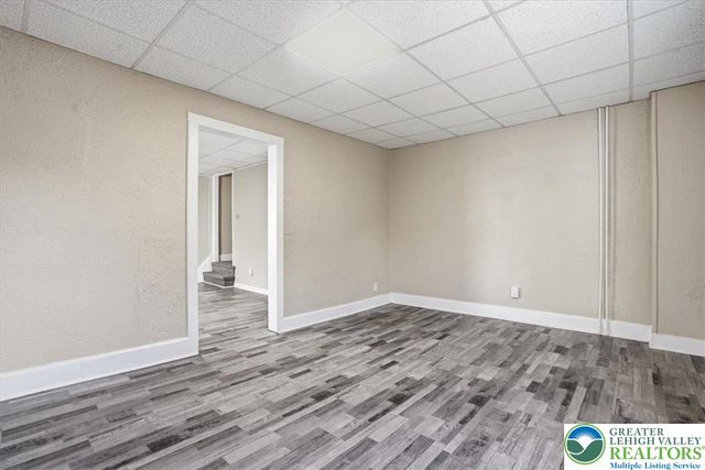 725 Wilkes Barre Street, Easton, PA 18042