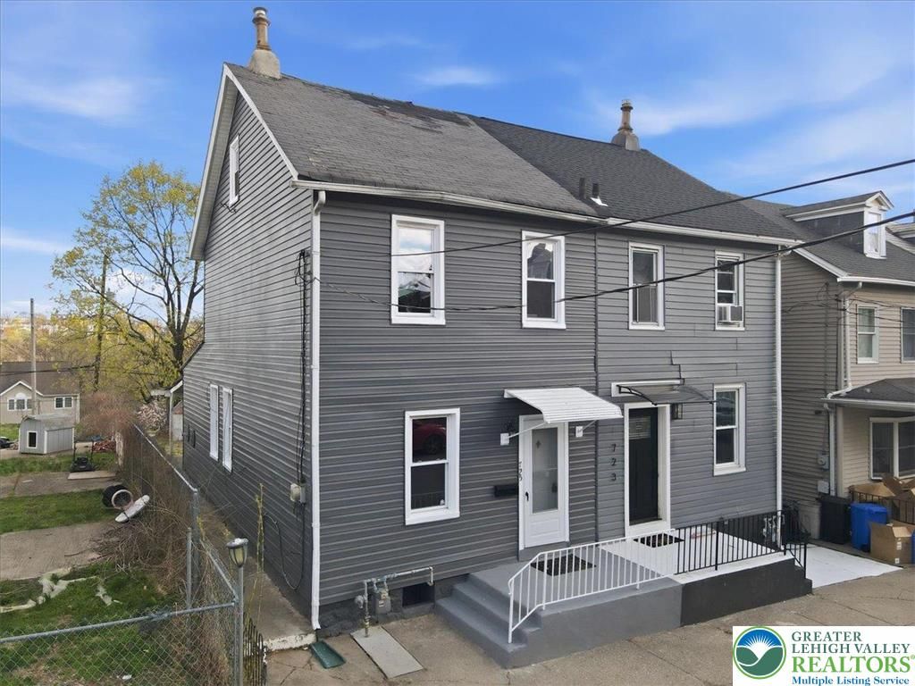 725 Wilkes Barre Street, Easton, PA 18042