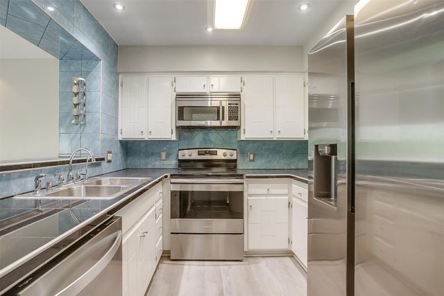 390 Driftwood Court 3B, Azle, TX 76020