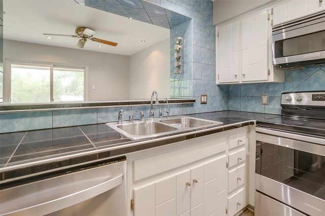 390 Driftwood Court 3B, Azle, TX 76020