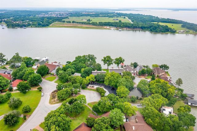 390 Driftwood Court 3B, Azle, TX 76020