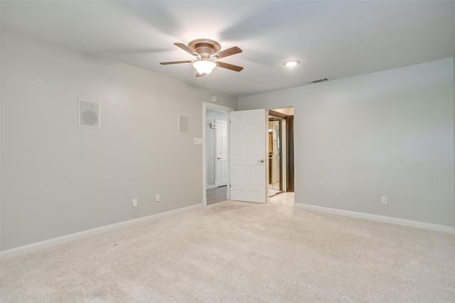 390 Driftwood Court 3B, Azle, TX 76020