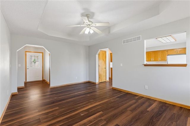 1717 Longhorn Lane, Raymore, MO 64083