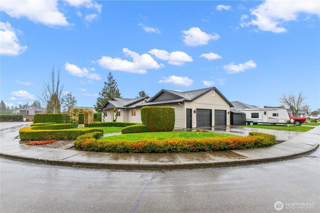 1809 Pine Circle, Lynden, WA 98264
