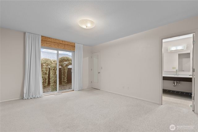 1809 Pine Circle, Lynden, WA 98264