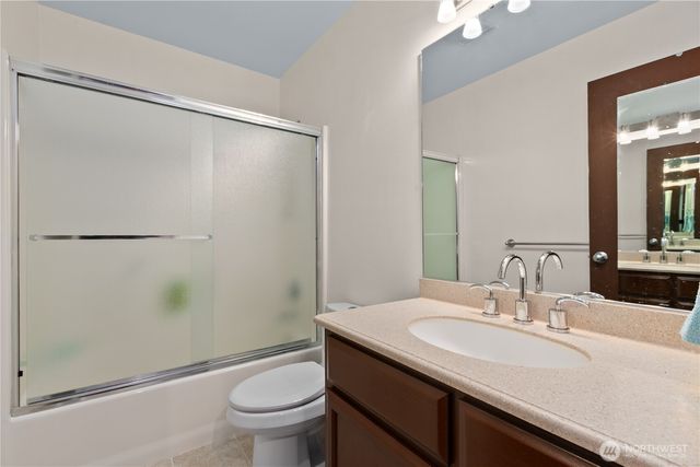 1809 Pine Circle, Lynden, WA 98264