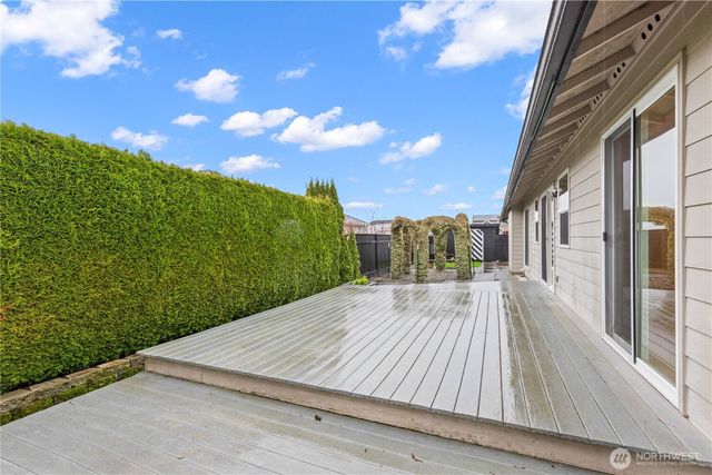 1809 Pine Circle, Lynden, WA 98264