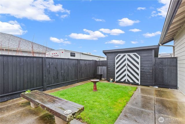 1809 Pine Circle, Lynden, WA 98264