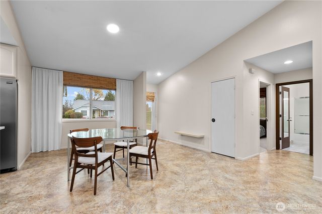 1809 Pine Circle, Lynden, WA 98264