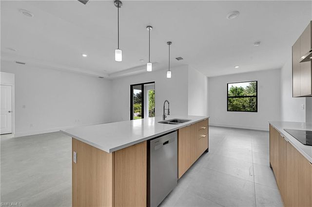 767 NINA AVE S, Lehigh Acres, FL 33974