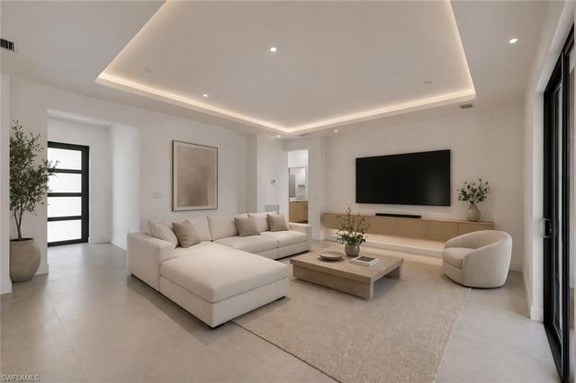 767 NINA AVE S, Lehigh Acres, FL 33974