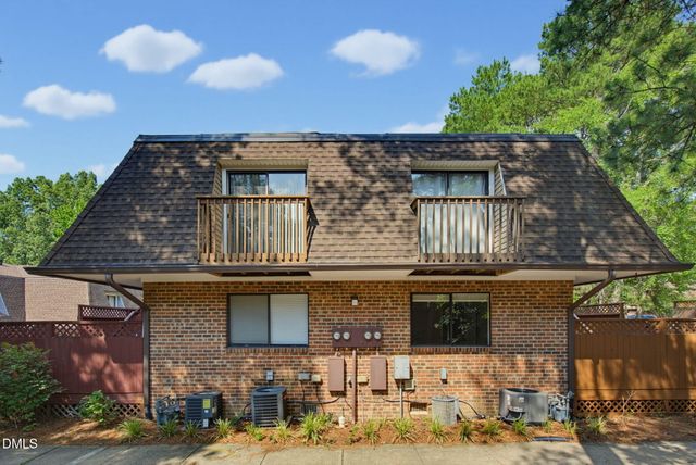 386 Summerwalk Circle 386, Chapel Hill, NC 27517