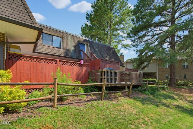 386 Summerwalk Circle 386, Chapel Hill, NC 27517