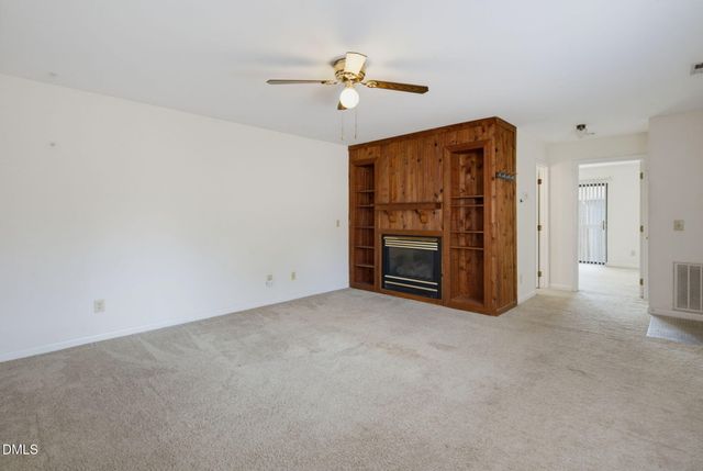 386 Summerwalk Circle 386, Chapel Hill, NC 27517
