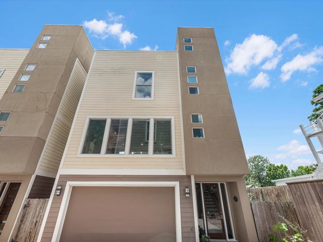 3234 La Branch Street, Houston, TX 77004