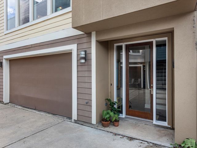 3234 La Branch Street, Houston, TX 77004