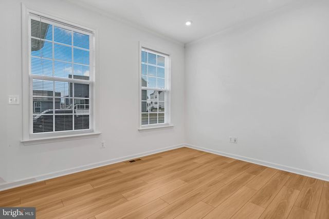 290 NEWBURY ST, Charles Town, WV 25414