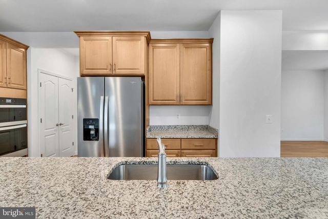 290 NEWBURY ST, Charles Town, WV 25414