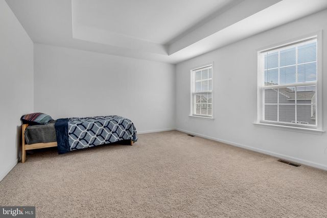 290 NEWBURY ST, Charles Town, WV 25414