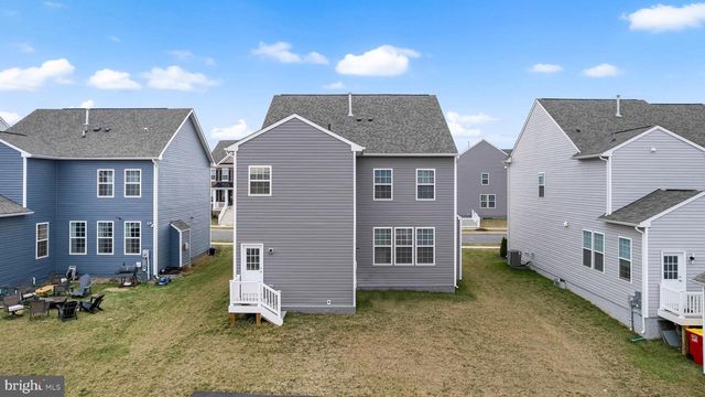 290 NEWBURY ST, Charles Town, WV 25414