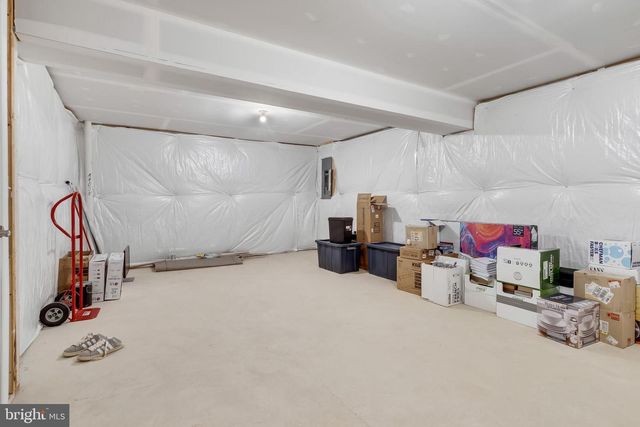 290 NEWBURY ST, Charles Town, WV 25414