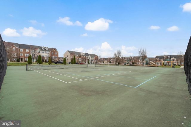 290 NEWBURY ST, Charles Town, WV 25414