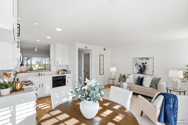 6905 Carnation Dr, Carlsbad, CA 92011