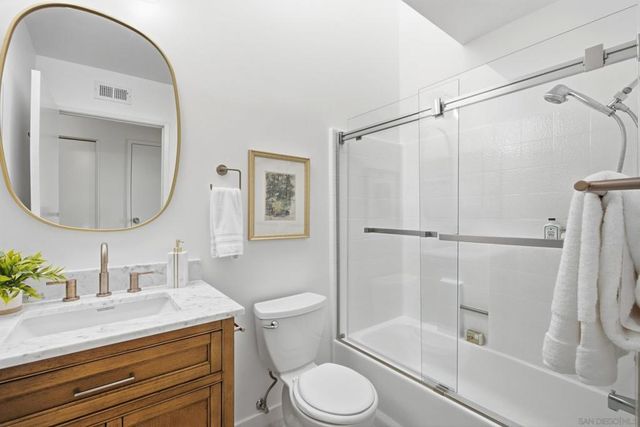 6905 Carnation Dr, Carlsbad, CA 92011