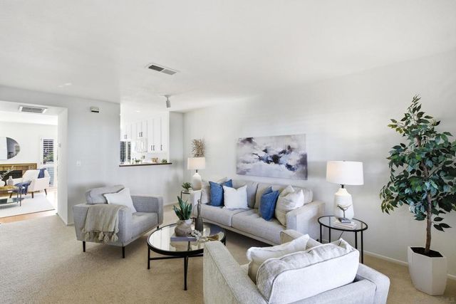 6905 Carnation Dr, Carlsbad, CA 92011