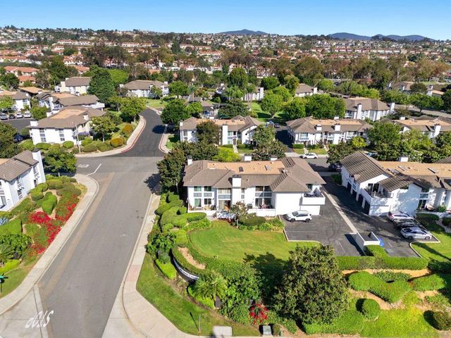 6905 Carnation Dr, Carlsbad, CA 92011