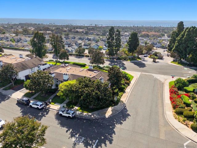 6905 Carnation Dr, Carlsbad, CA 92011