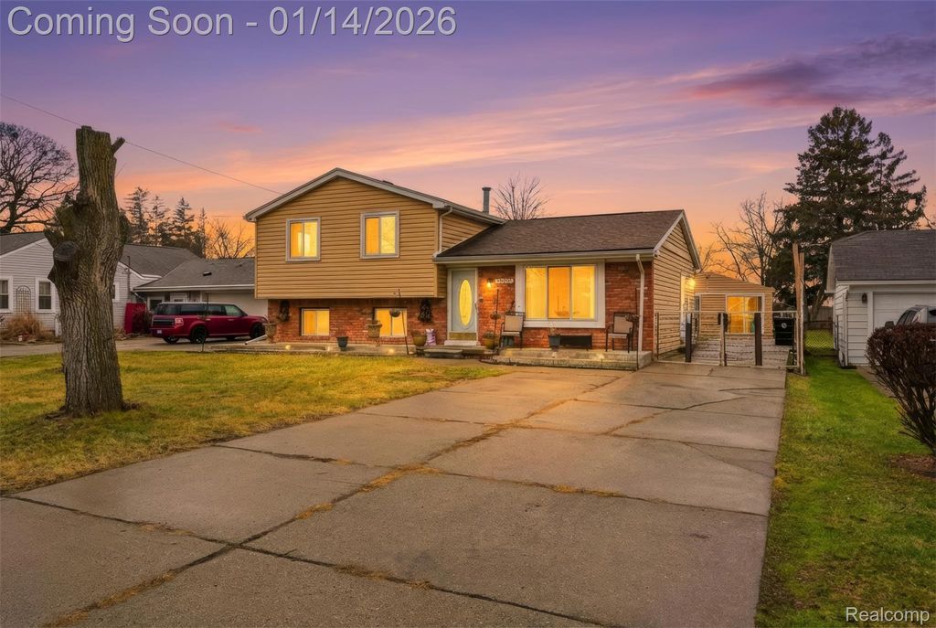 13575 Mercedes, Redford Charter Township, MI 48239