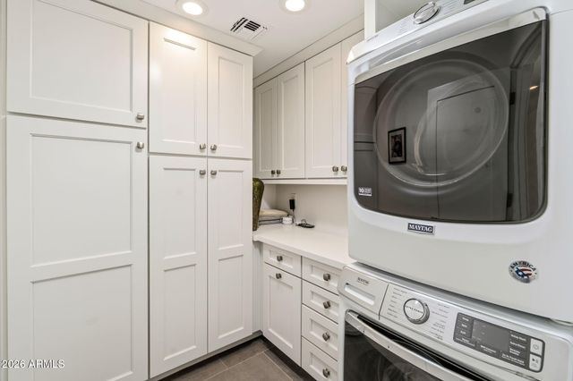 5320 N 25TH Street, Phoenix, AZ 85016
