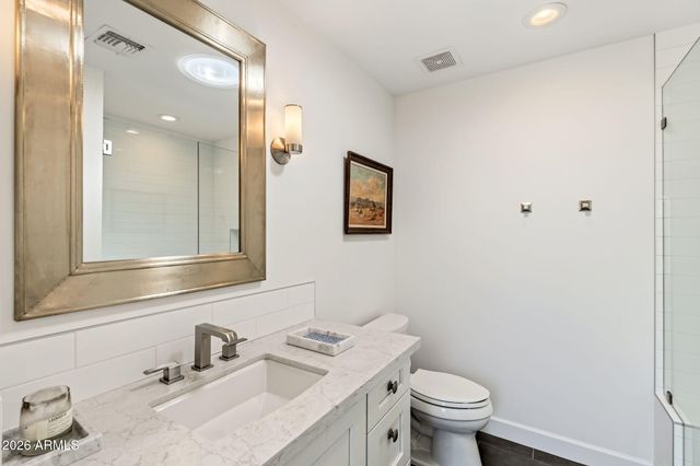 5320 N 25TH Street, Phoenix, AZ 85016