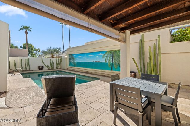 5320 N 25TH Street, Phoenix, AZ 85016