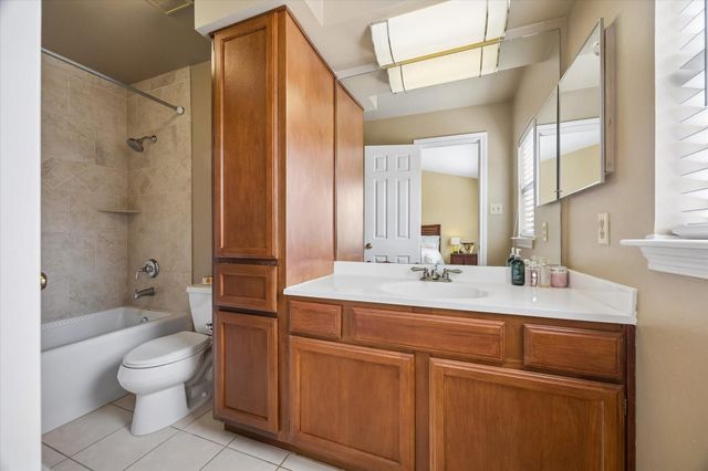 3300 Bellefontaine Street 2, Houston, TX 77025