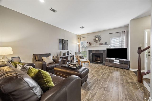 3300 Bellefontaine Street 2, Houston, TX 77025