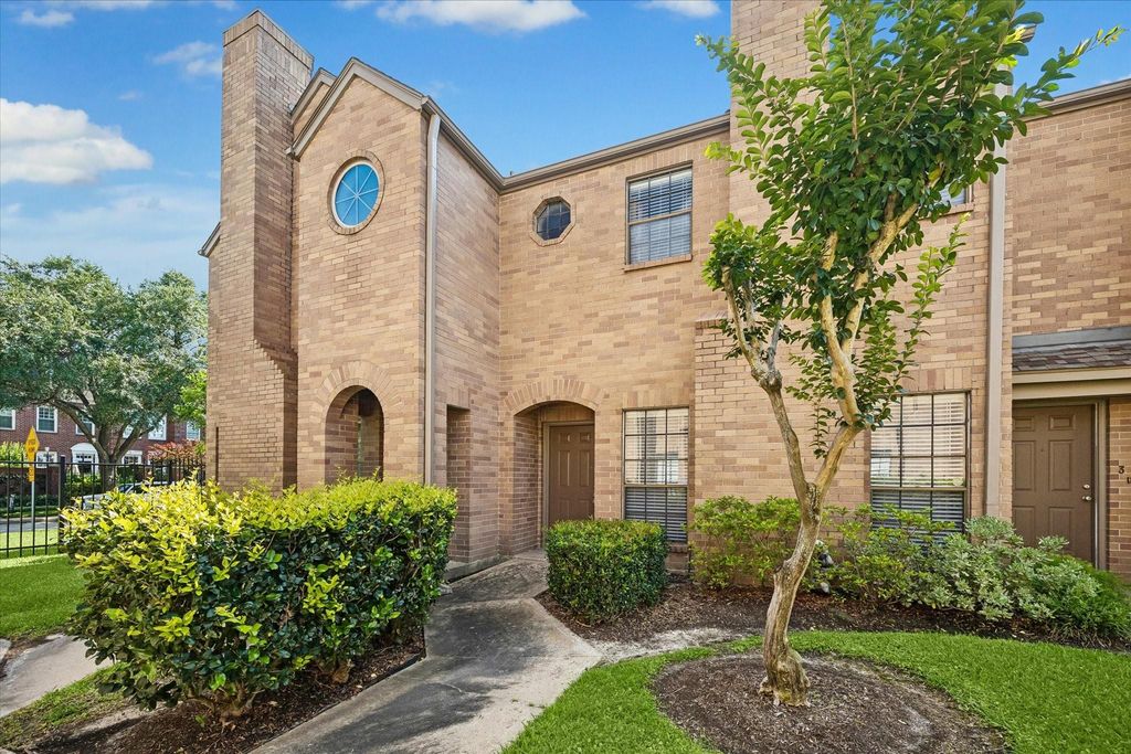 3300 Bellefontaine Street 2, Houston, TX 77025