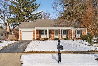 1161 Parker Lane, Buffalo Grove, IL 60089