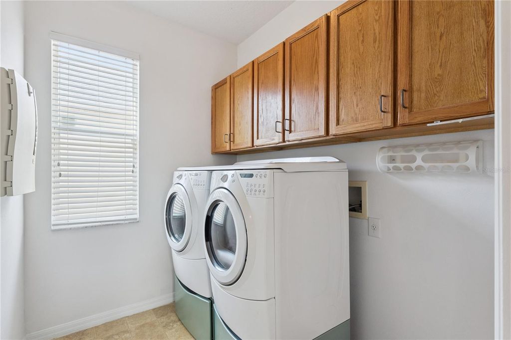 Image 35 of property listing at 5295 ADAIR OAK DRIVE, Orlando, FL 32829