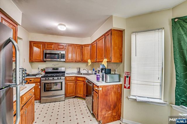 1702 Amanda Court 1702, Piscataway, NJ 08854