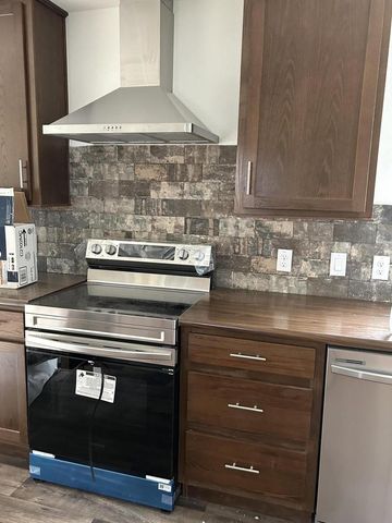 1104 Knower AVENUE, Hillsboro, WI 54634