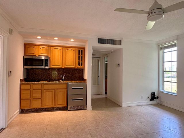 2601 S Course Drive 401, Pompano Beach, FL 33069