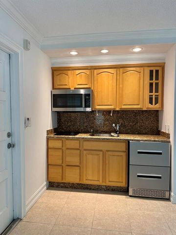 2601 S Course Drive 401, Pompano Beach, FL 33069