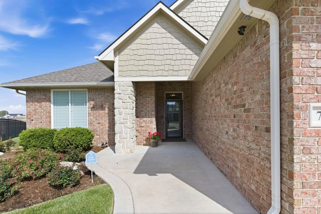 745 N Firefly Ct., Wichita, KS 67235