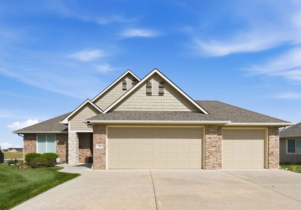 745 N Firefly Ct., Wichita, KS 67235