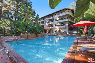 2700 Cahuenga Boulevard 2216, Los Angeles, CA 90068