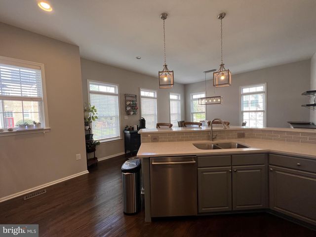 20709 RIPTIDE SQ, Sterling, VA 20165