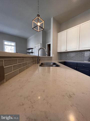 20709 RIPTIDE SQ, Sterling, VA 20165